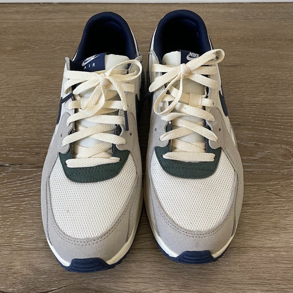 Nike Air Max Excee M 7.5/W 9